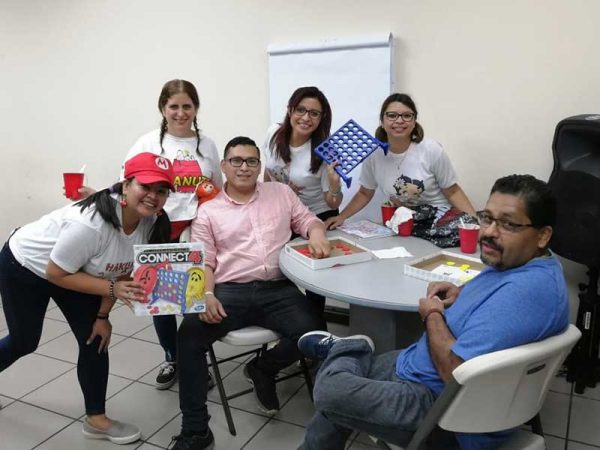 DISAL festeja “al niño que llevamos dentro”